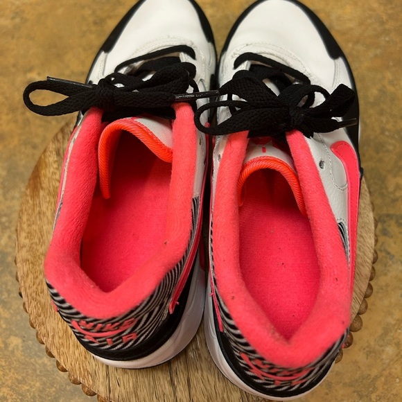 Nike Air Max St White, Black and Neon Sneakers - Picture 10 of 13